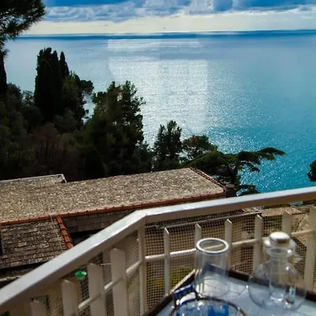 House By The Sea Overlooking Portofino Appartement *